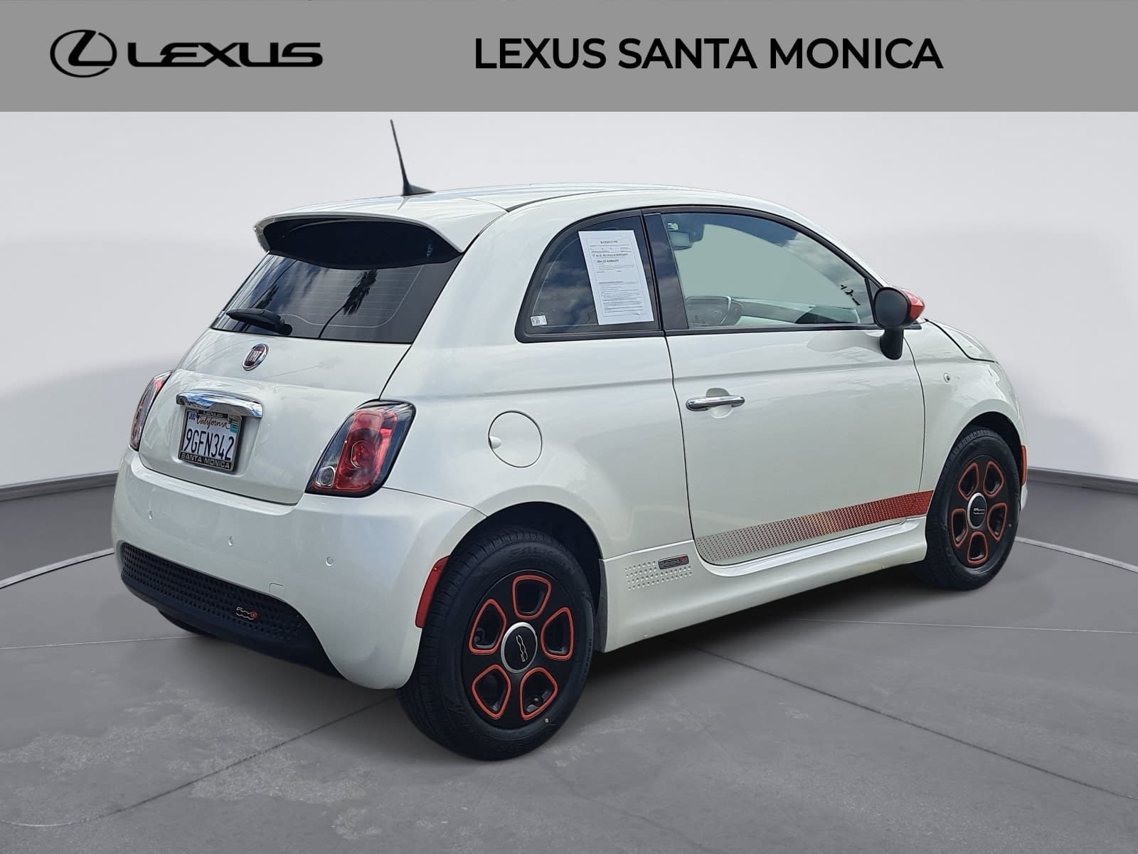 Used 2018 FIAT 500 e w/ Esport Package FWD image 5