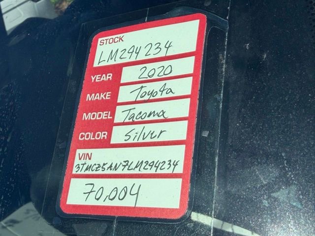 Used 2020 Toyota Tacoma TRD Off-Road AWD/4WD image 9