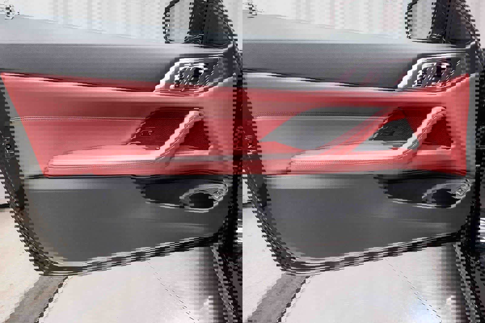 Used 2025 BMW 430i Coupe w/ Convenience Package image 21