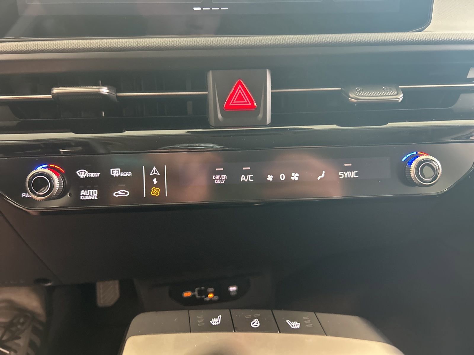 New 2025 Kia EV6 Light image 30