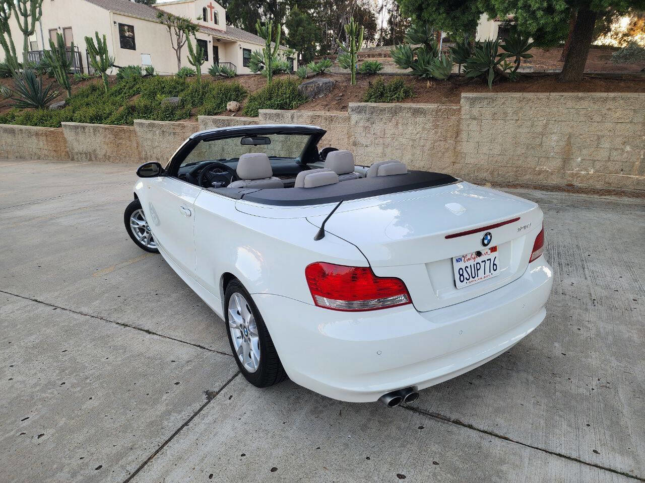Used 2008 BMW 128i Convertible image 18