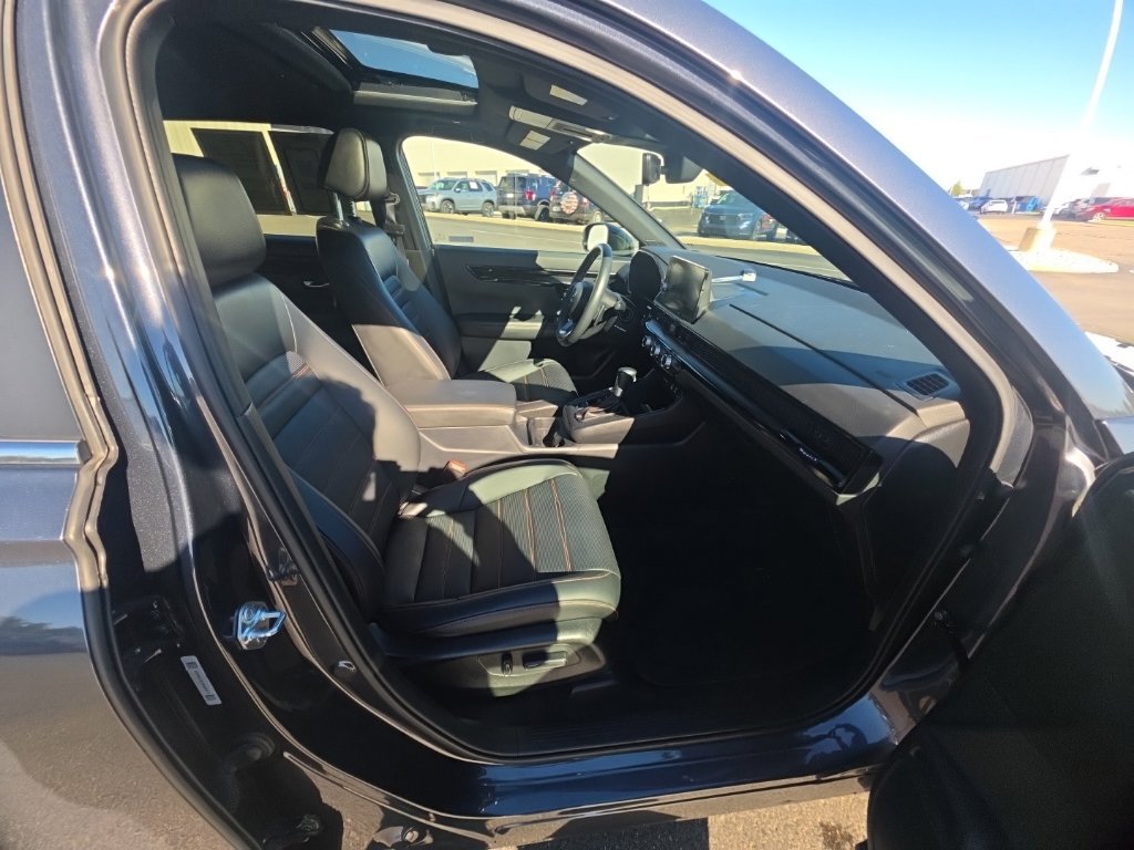 Used 2025 Honda CR-V Sport Touring image 34