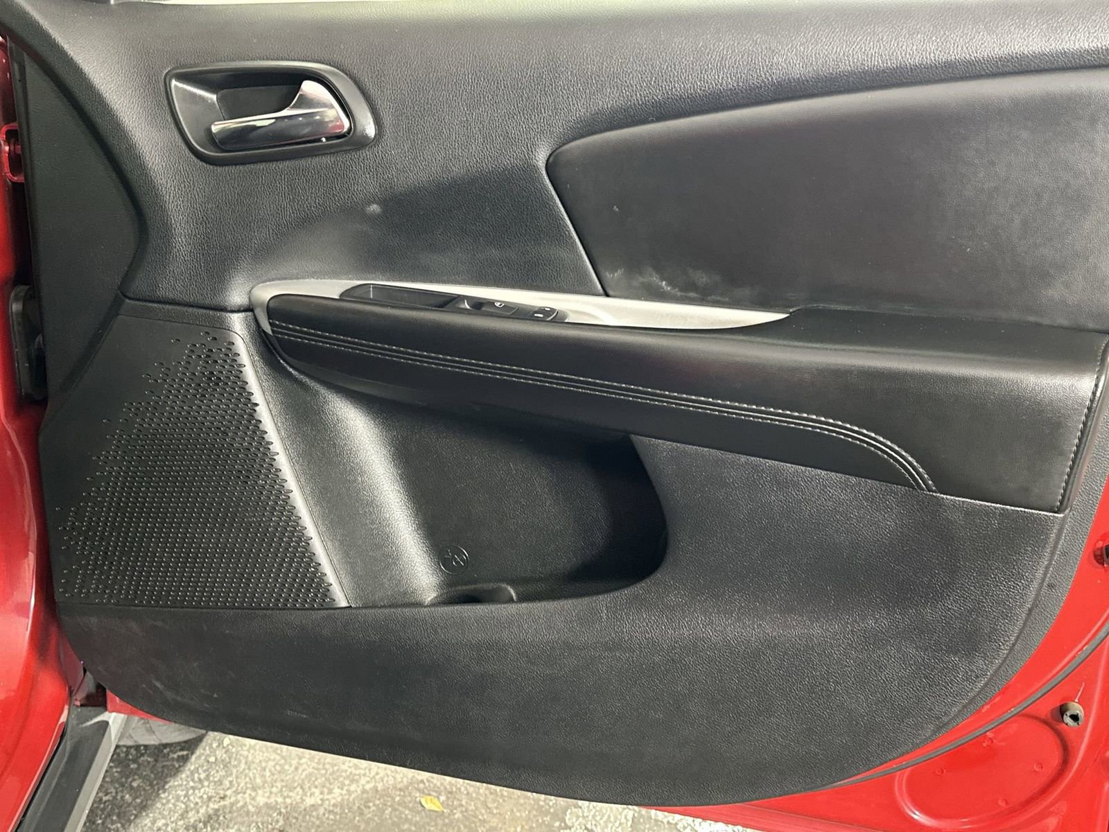 Used 2017 Dodge Journey SE image 34