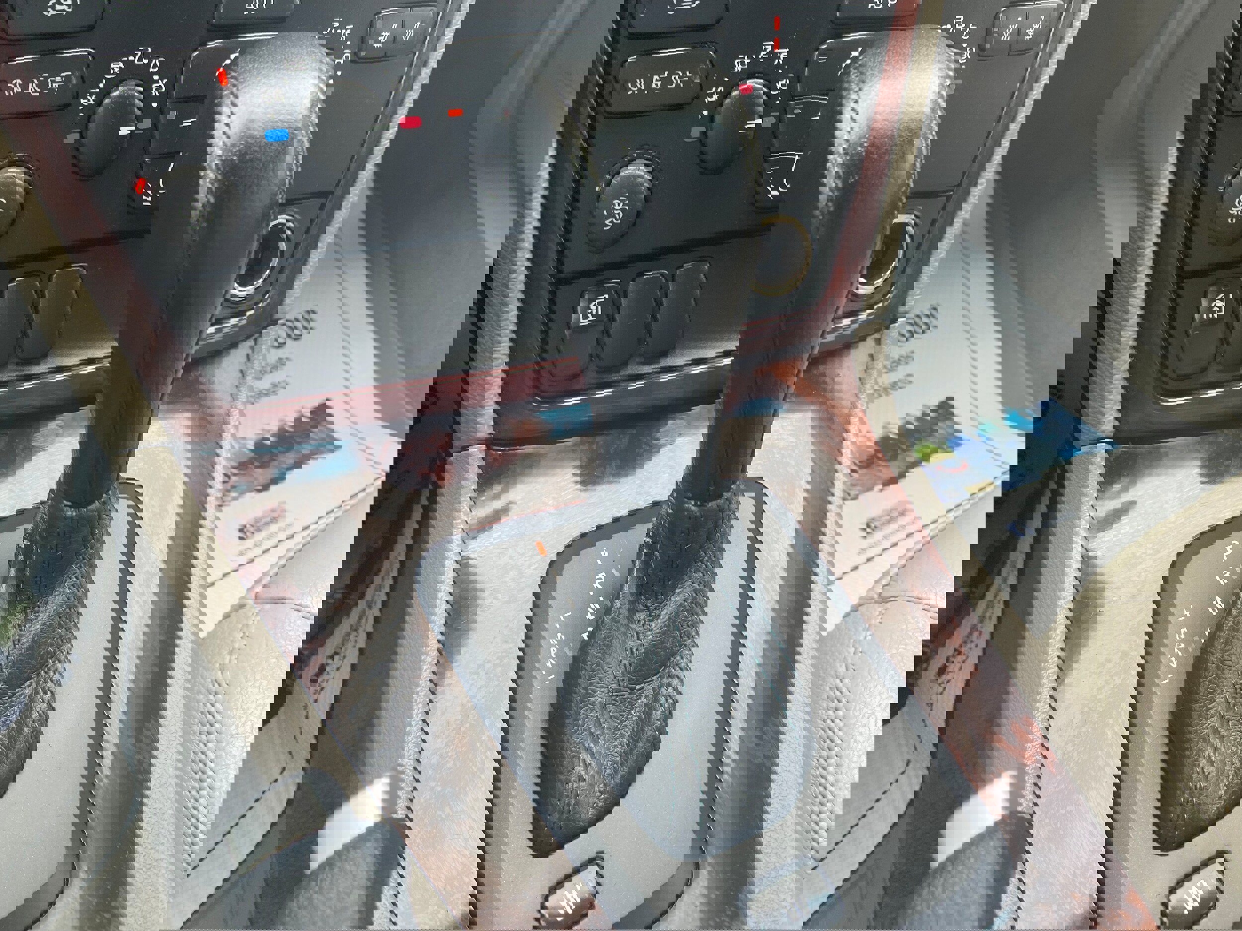 Used 2007 Volvo V70 2.5T image 13