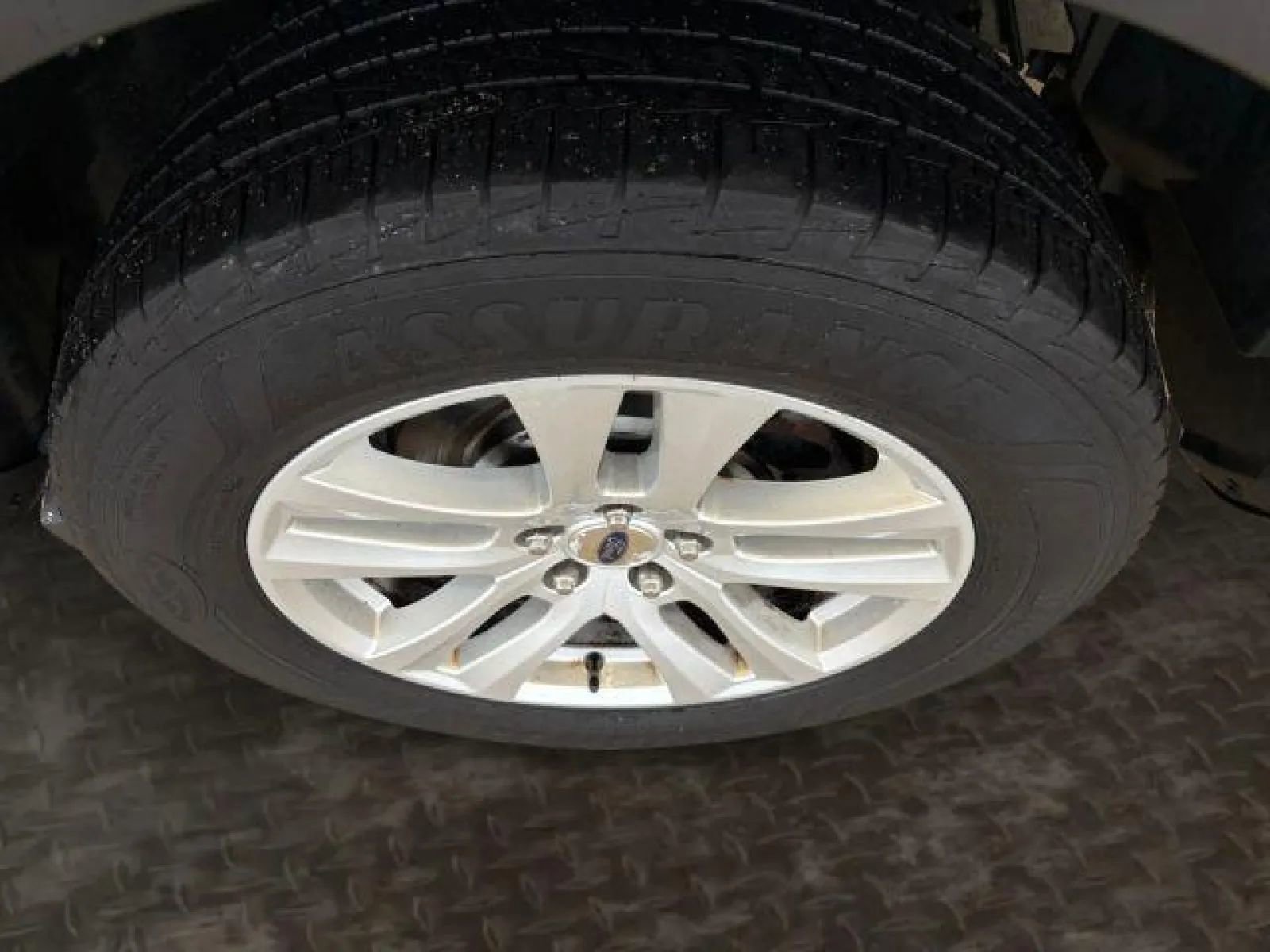 Used 2019 Ford Explorer XLT w/ Equipment Group 202A image 33