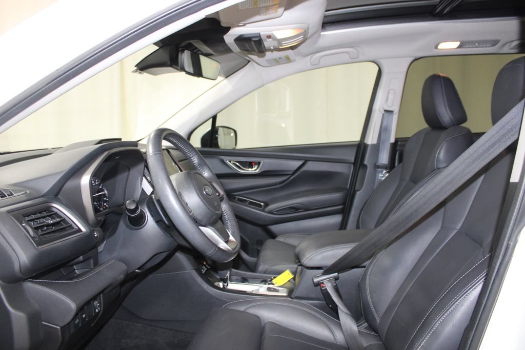 Used 2023 Subaru Ascent Limited w/ Technology Package AWD/4WD image 17