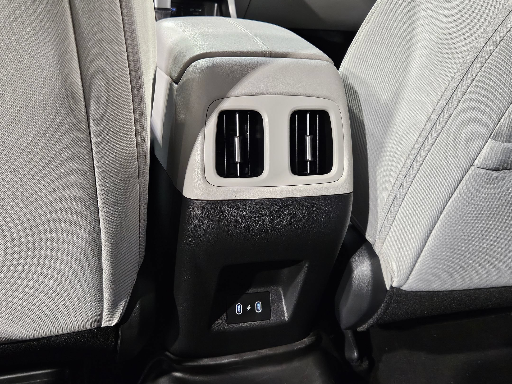 Used 2025 Hyundai Tucson SEL FWD image 36