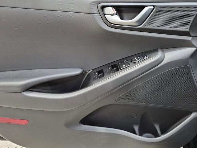 Used 2019 Hyundai Ioniq SEL FWD image 26