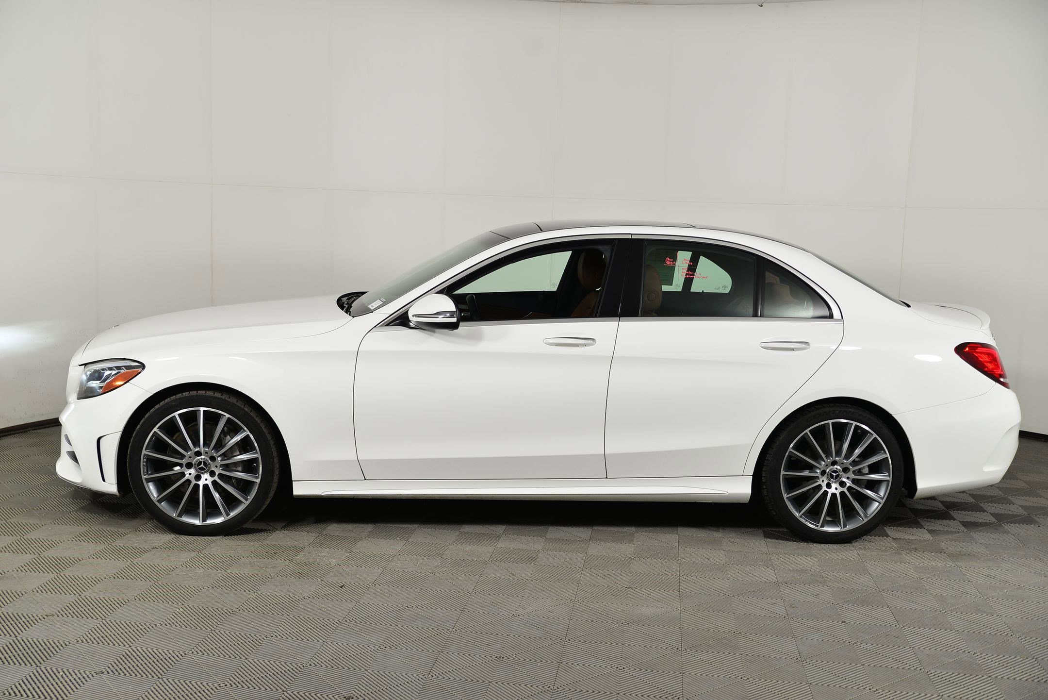 Used 2019 Mercedes-Benz C 300 4MATIC Sedan image 2