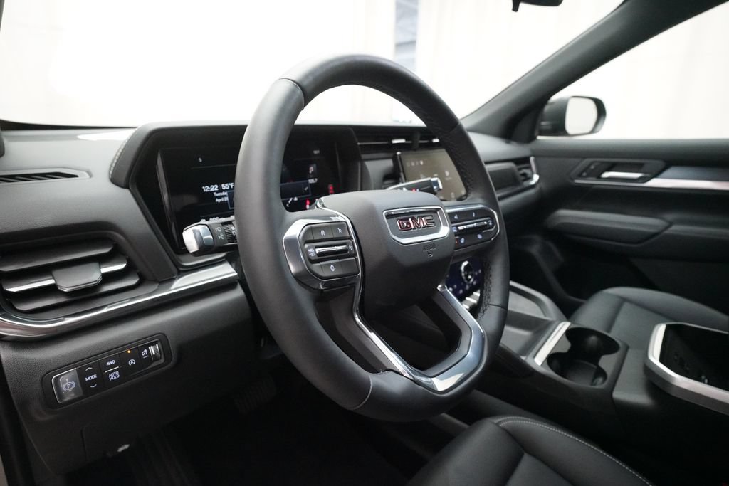 Used 2026 GMC Terrain Elevation w/ Elevation Premium Package AWD/4WD image 8