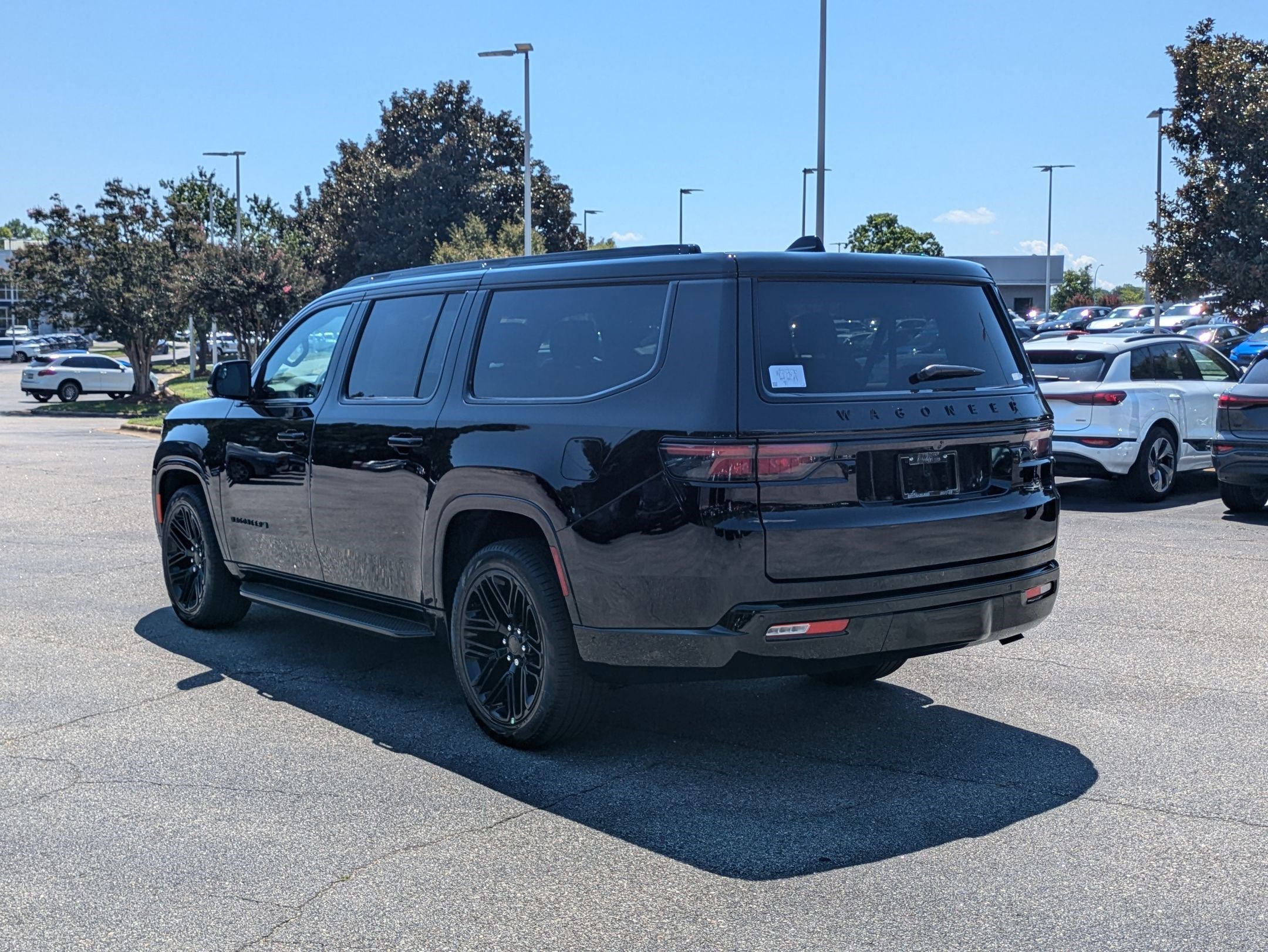 New 2025 Jeep Wagoneer L Series II w/ Convenience Group I image 7