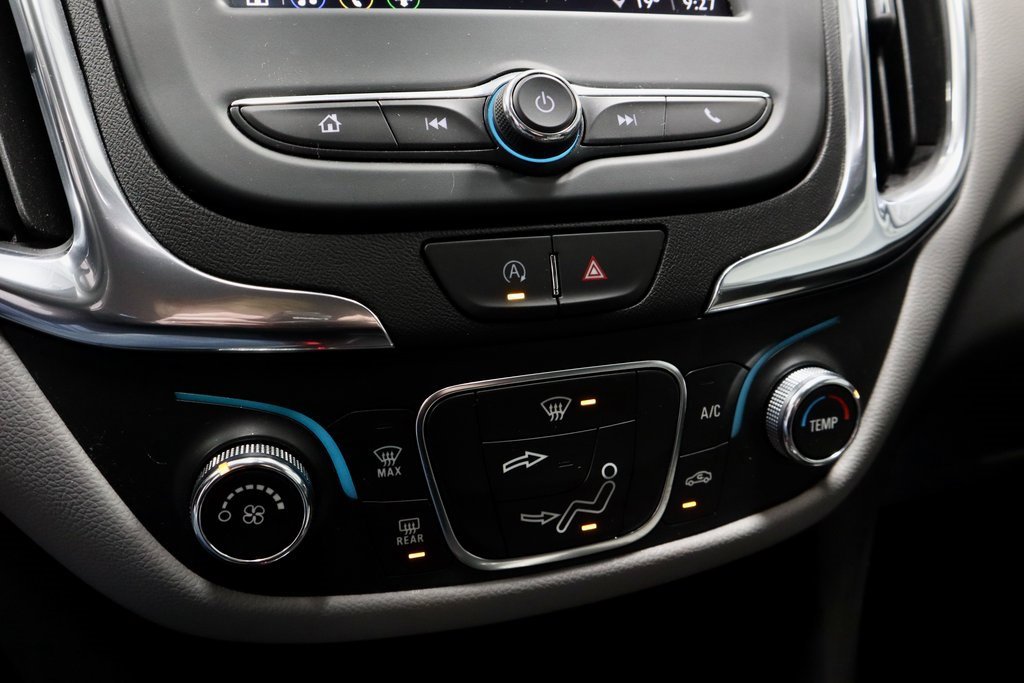 Used 2024 Chevrolet Equinox LS image 32