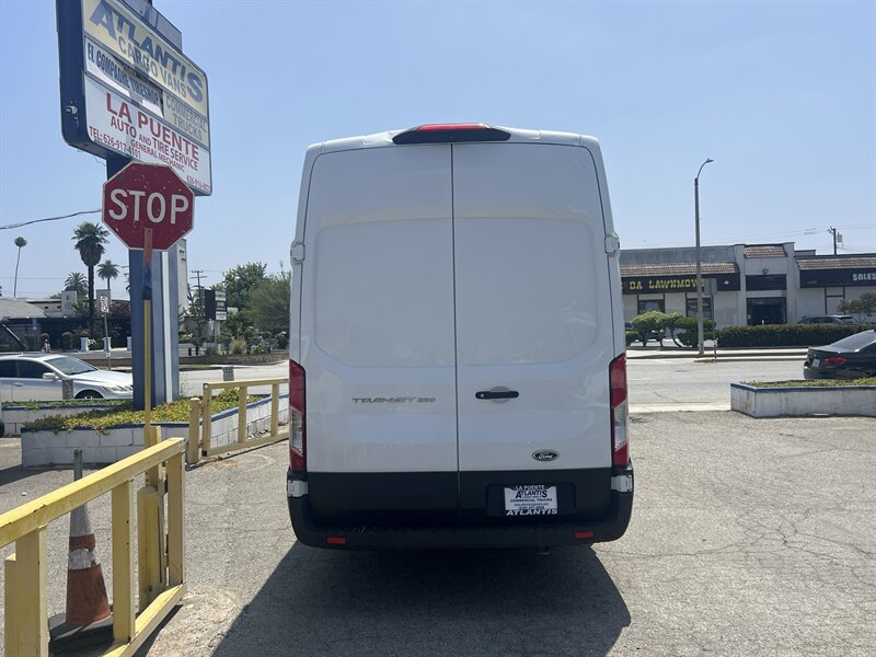 Used 2022 Ford Transit 250 148 High Roof Extended RWD image 3