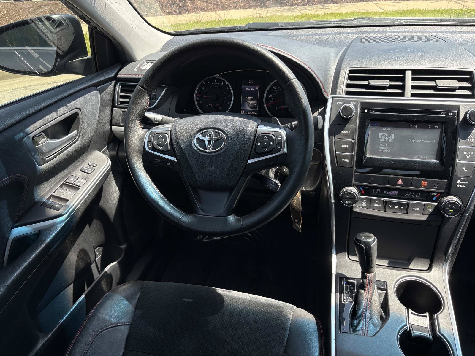 Used 2015 Toyota Camry XSE FWD image 24