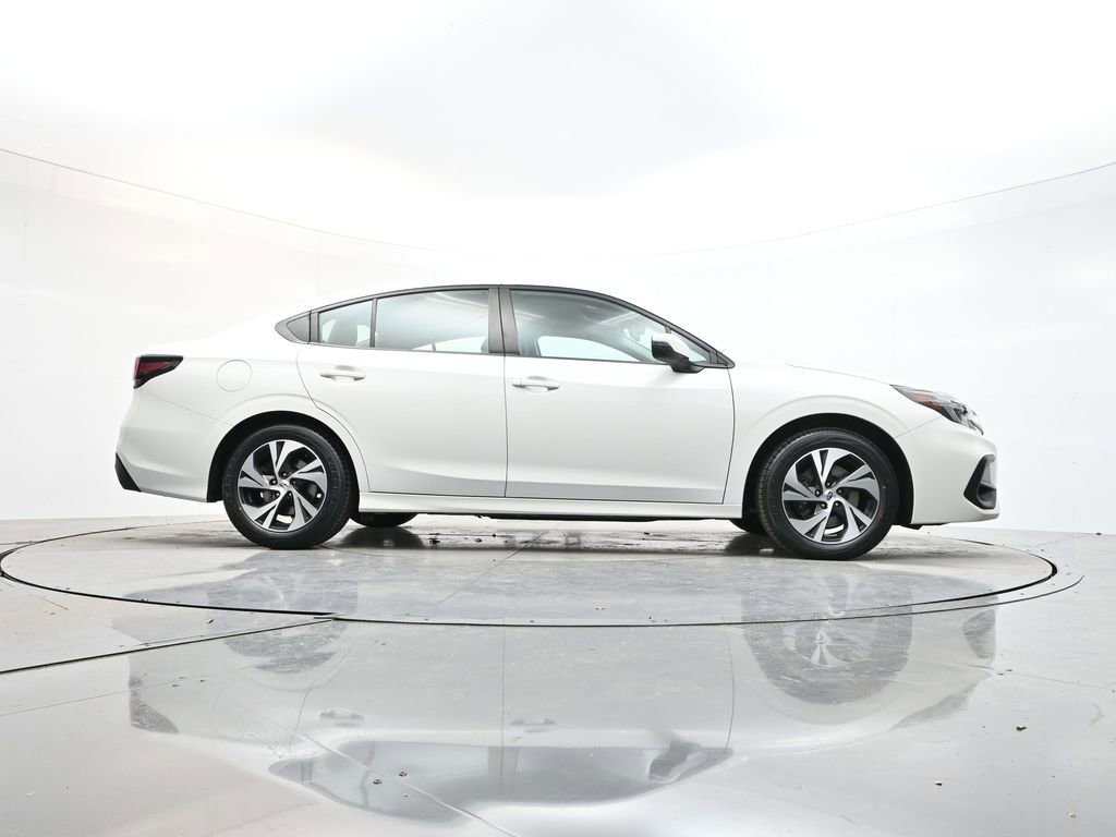 Used 2023 Subaru Legacy Premium image 31