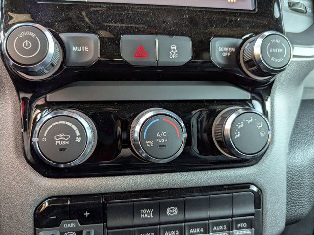 New 2026 RAM 5500 Tradesman w/ Chrome Appearance Group image 21