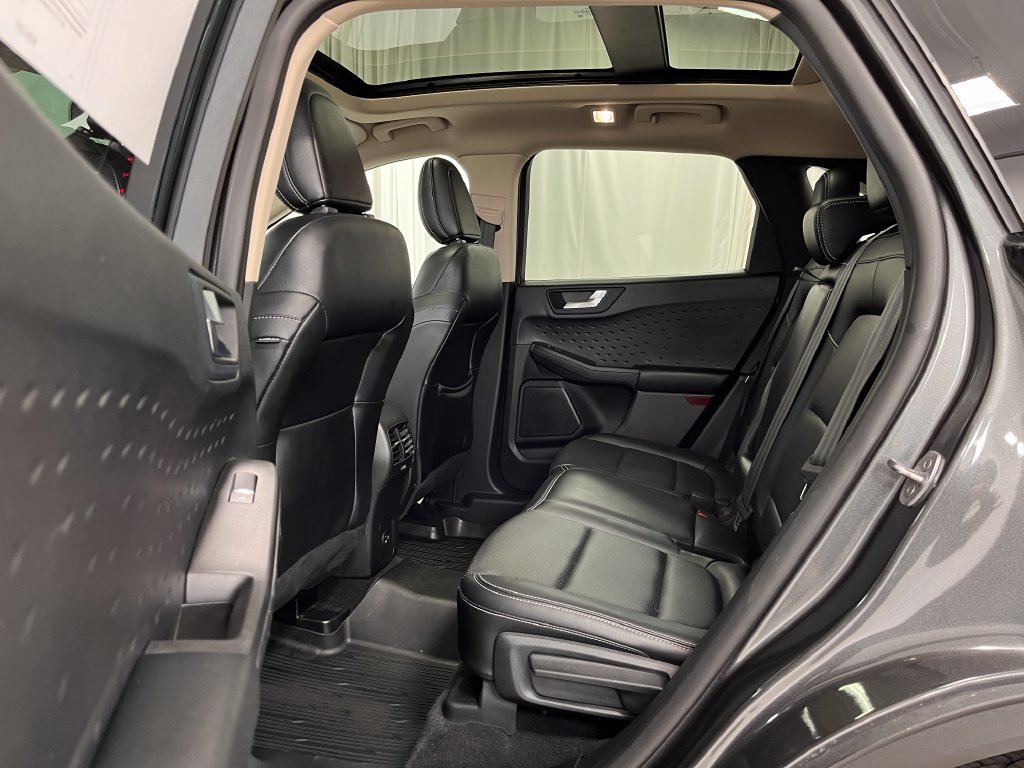 Used 2020 Ford Escape SEL AWD/4WD image 30