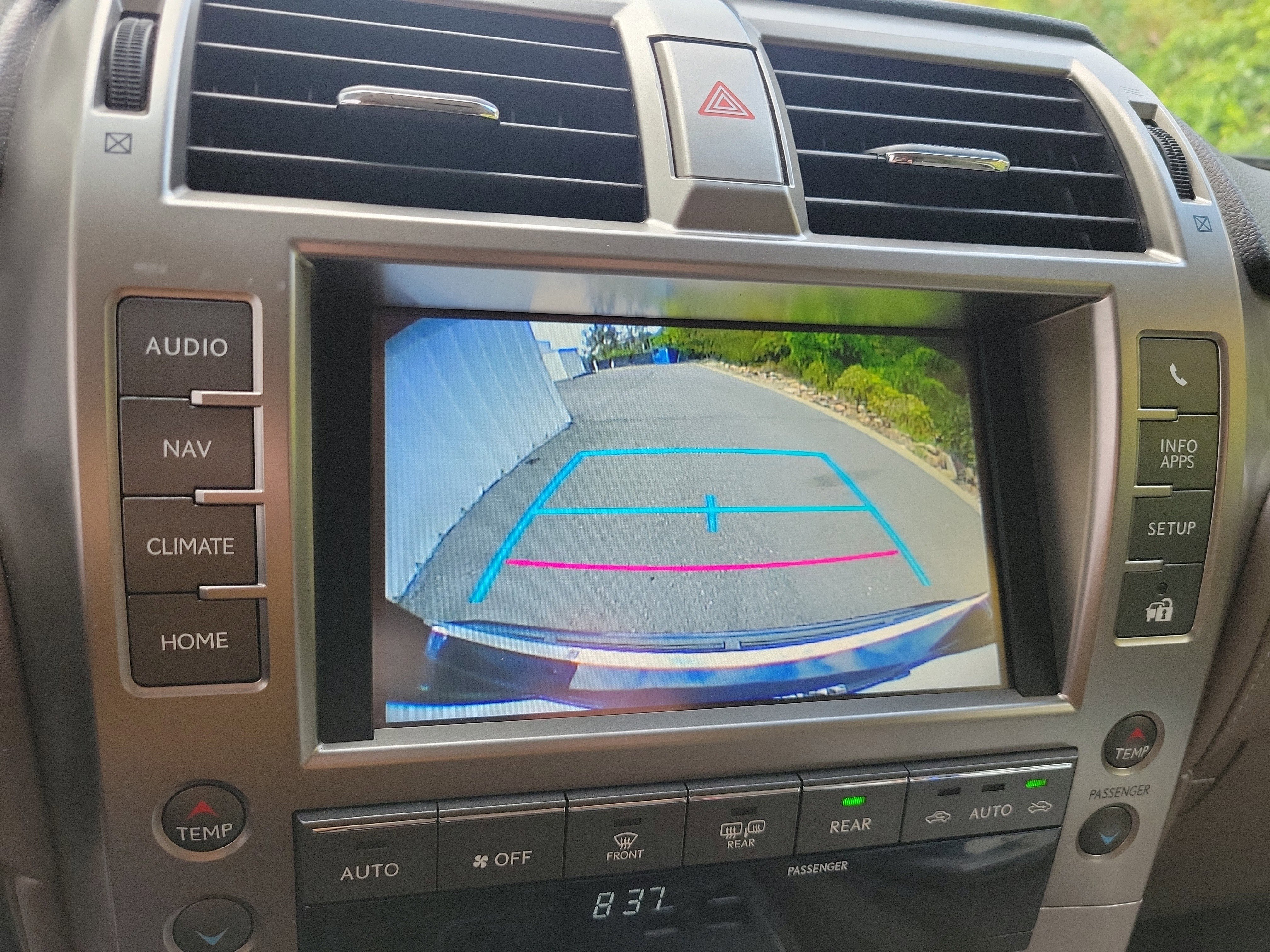 Used 2019 Lexus GX 460 image 25