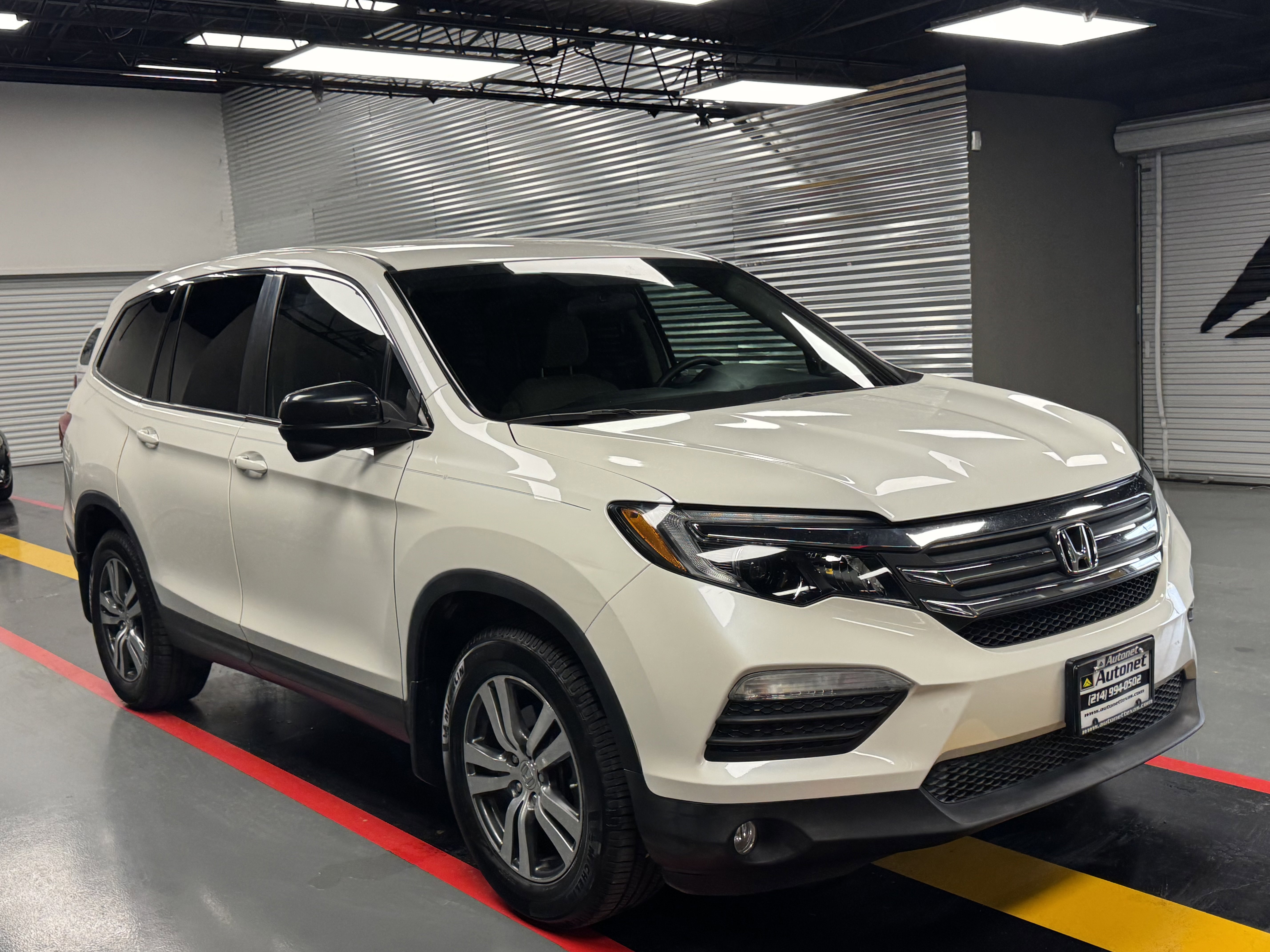 Used 2017 Honda Pilot EX image 3