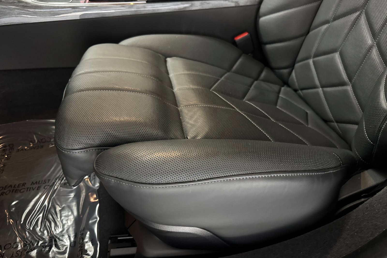 Used 2023 BMW i7 xDrive60 image 14