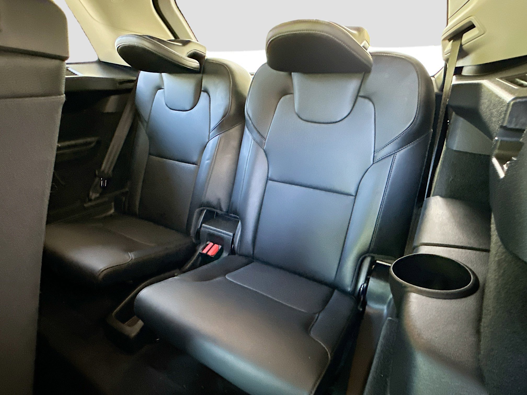 Used 2021 Volvo XC90 T5 Momentum image 26