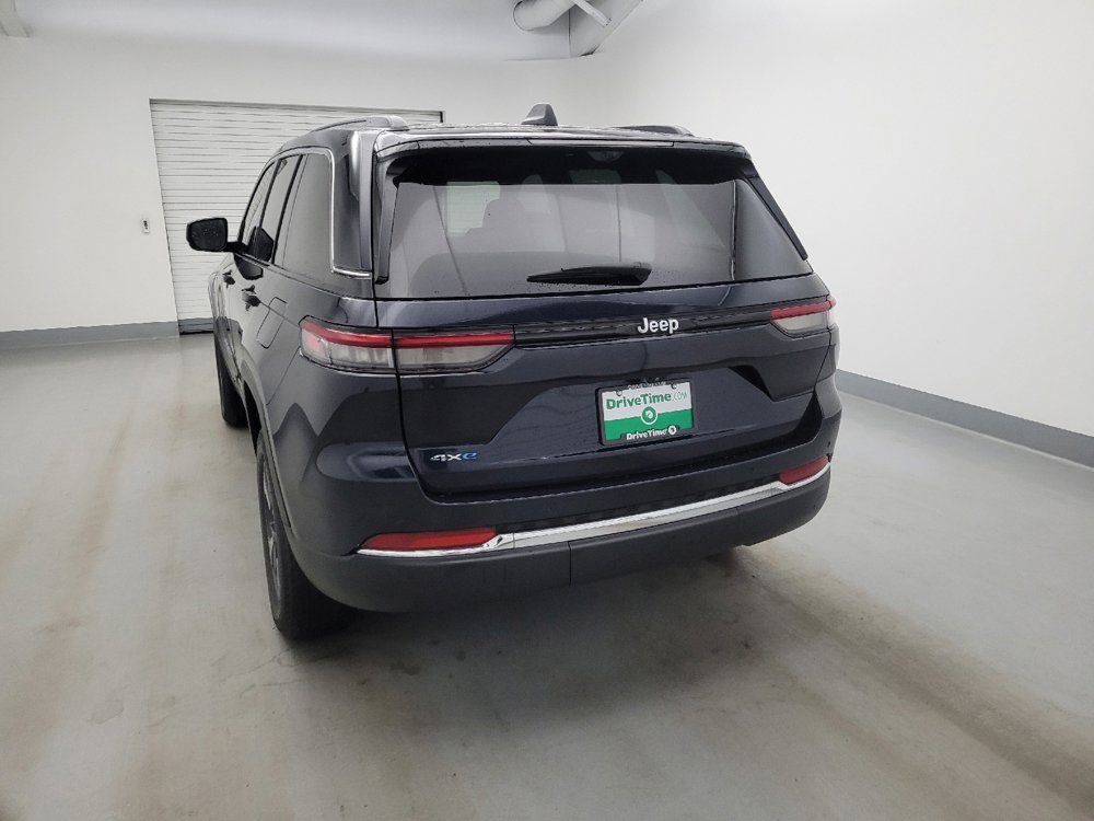Used 2022 Jeep Grand Cherokee Limited 4xe w/ Luxury Tech Group II AWD/4WD image 6