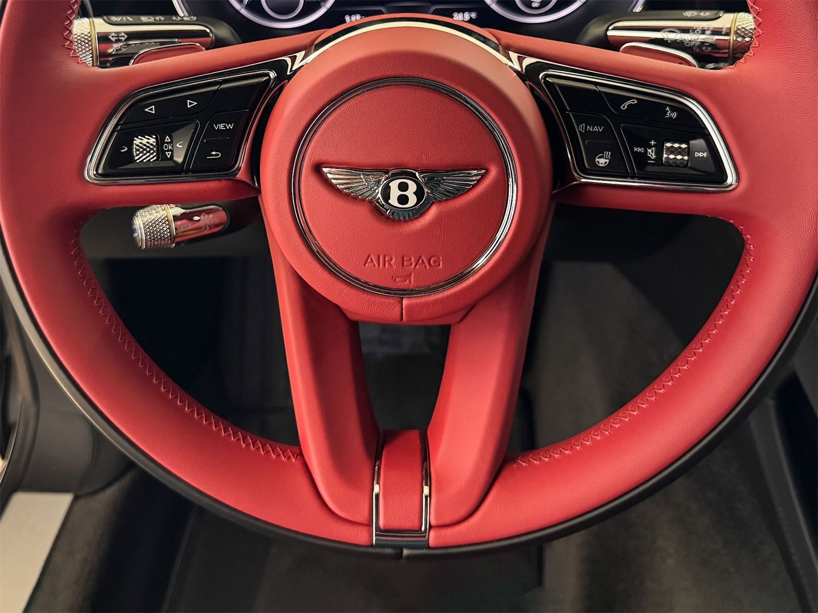 Used 2024 Bentley Continental GT Mulliner image 13