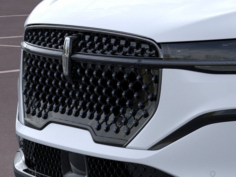 New 2026 Lincoln Nautilus Premier w/ Jet Appearance Package AWD/4WD image 17