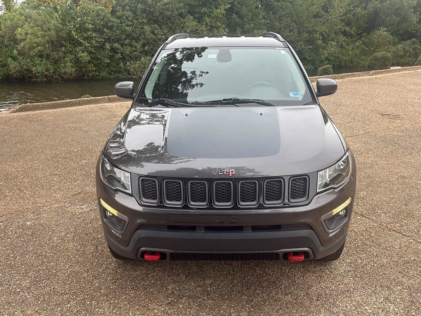 Used 2017 Jeep Compass Trailhawk w/ Popular Equipment Group AWD/4WD image 14