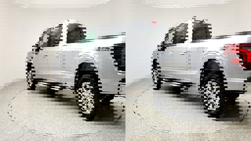 Used 2025 Ford F150 Lariat w/ Equipment Group 502A High image 7