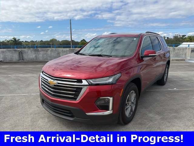 Used 2023 Chevrolet Traverse LT