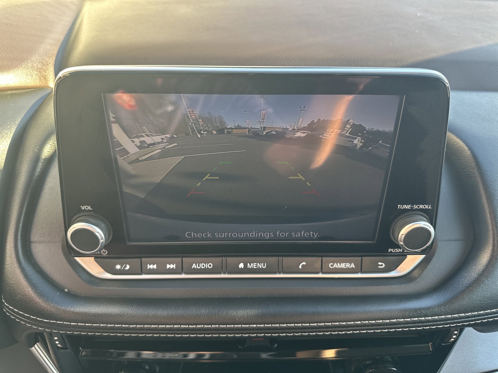 Used 2022 Nissan Rogue SV AWD/4WD image 16