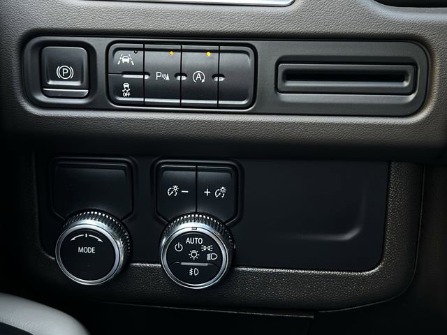 Used 2023 GMC Yukon SLT RWD image 26