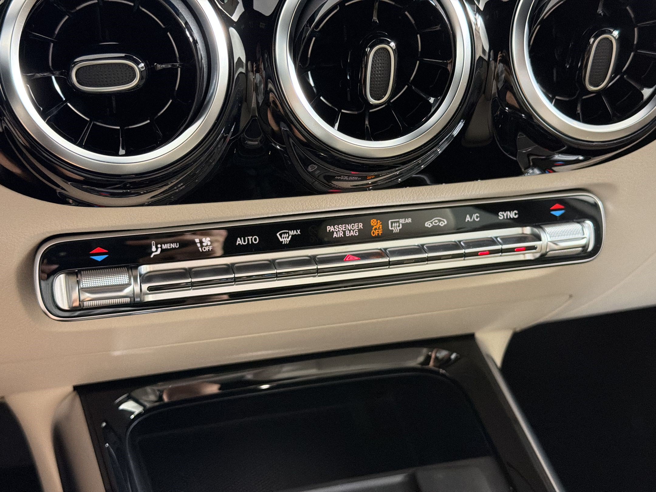 Used 2026 Mercedes-Benz GLA 250 4MATIC image 26
