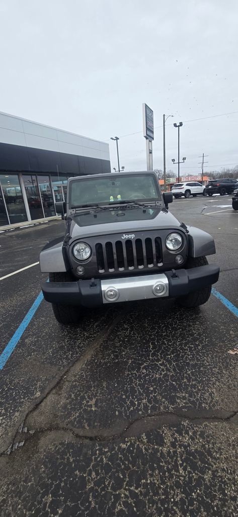 Used 2014 Jeep Wrangler Unlimited Sahara w/ Dual Top Group image 1