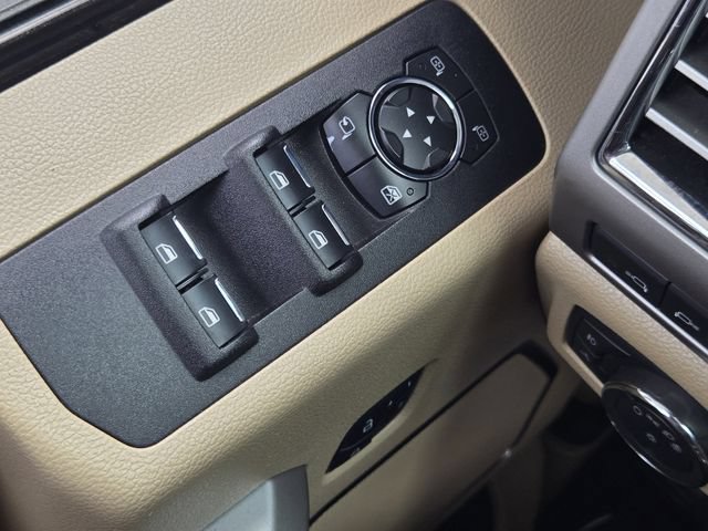 Used 2016 Ford F150 Lariat w/ Equipment Group 502A Luxury RWD image 21