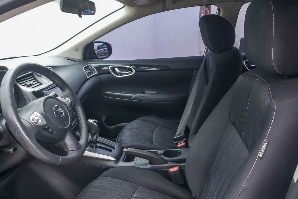 Used 2016 Nissan Sentra SV FWD image 17
