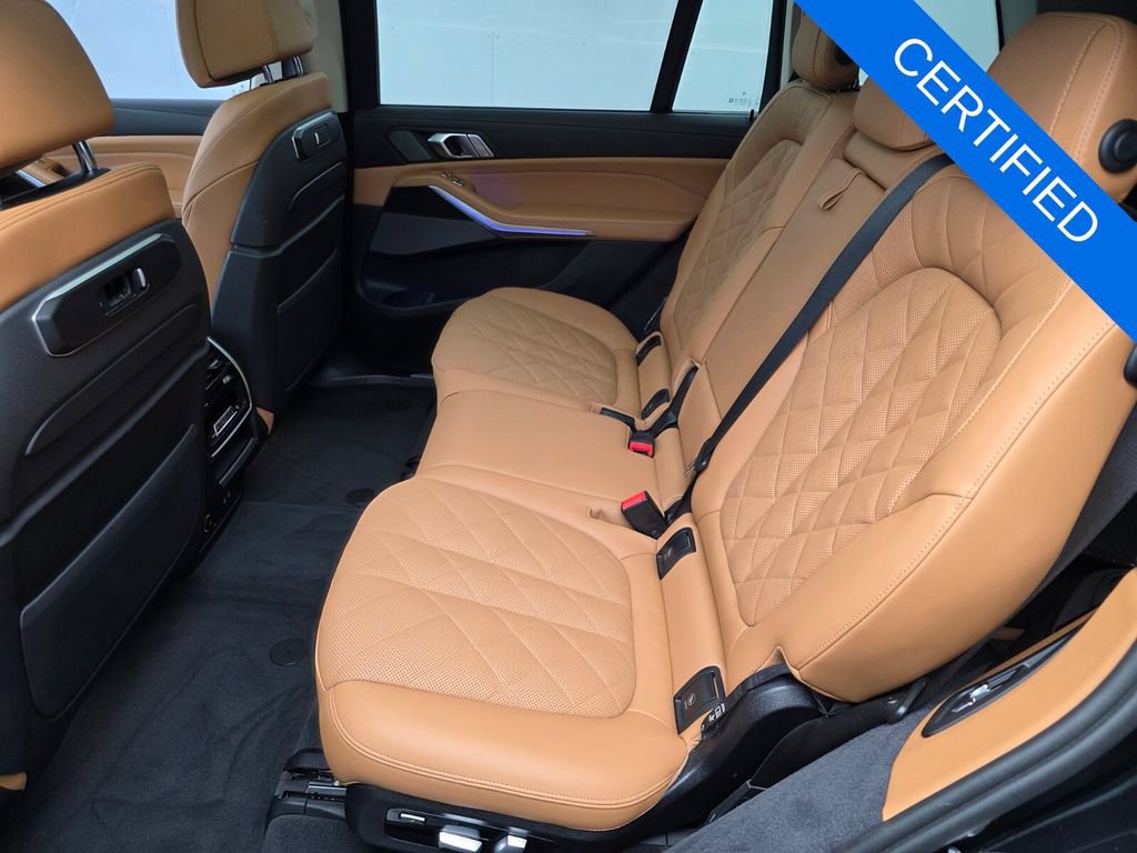Used 2024 BMW X7 xDrive40i AWD/4WD image 13