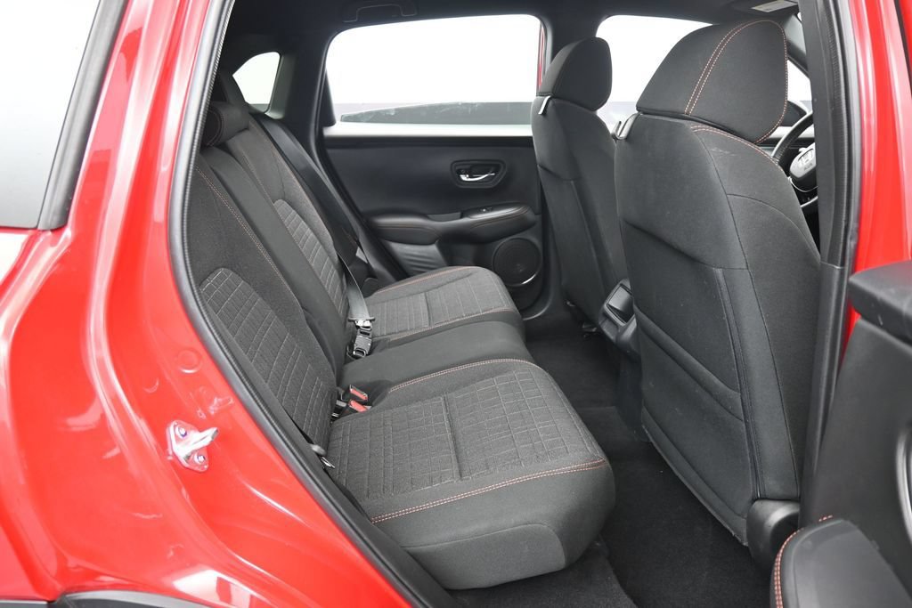 Certified 2026 Honda HR-V Sport image 32