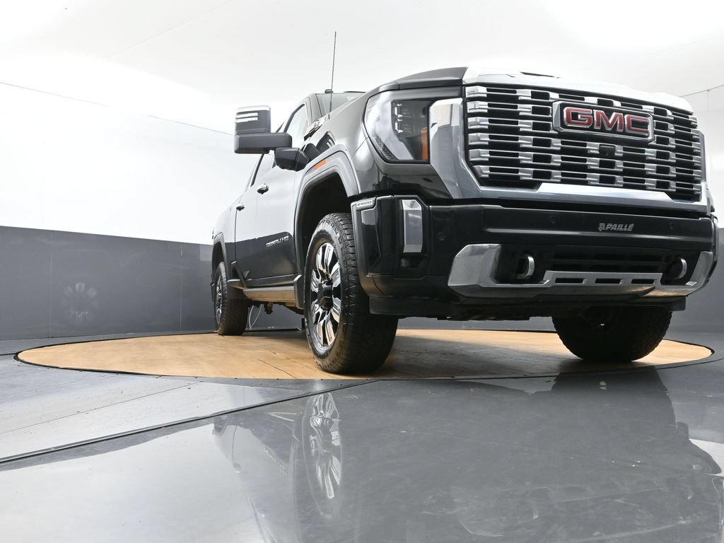 Used 2024 GMC Sierra 2500 Denali w/ Denali Reserve Package AWD/4WD image 54
