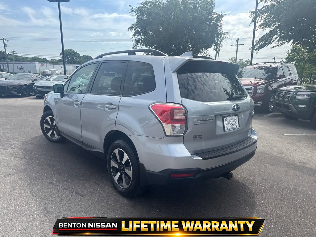 Used 2017 Subaru Forester 2.5i Premium AWD/4WD image 6