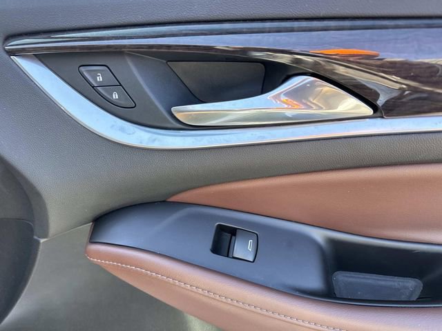 Used 2020 Buick Enclave Avenir w/ Avenir Technology Package image 20