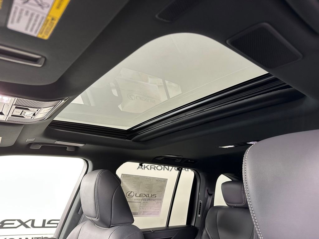 New 2026 Lexus LX 600 4WD w/ Interior Upgrade Package image 4