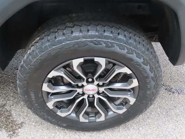 Used 2023 GMC Canyon Denali AWD/4WD image 16