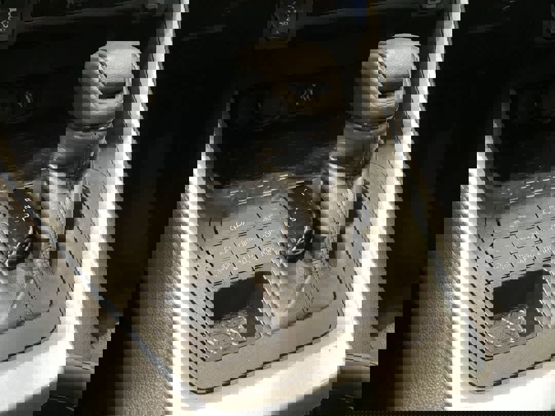 Used 2025 Toyota RAV4 XLE image 21