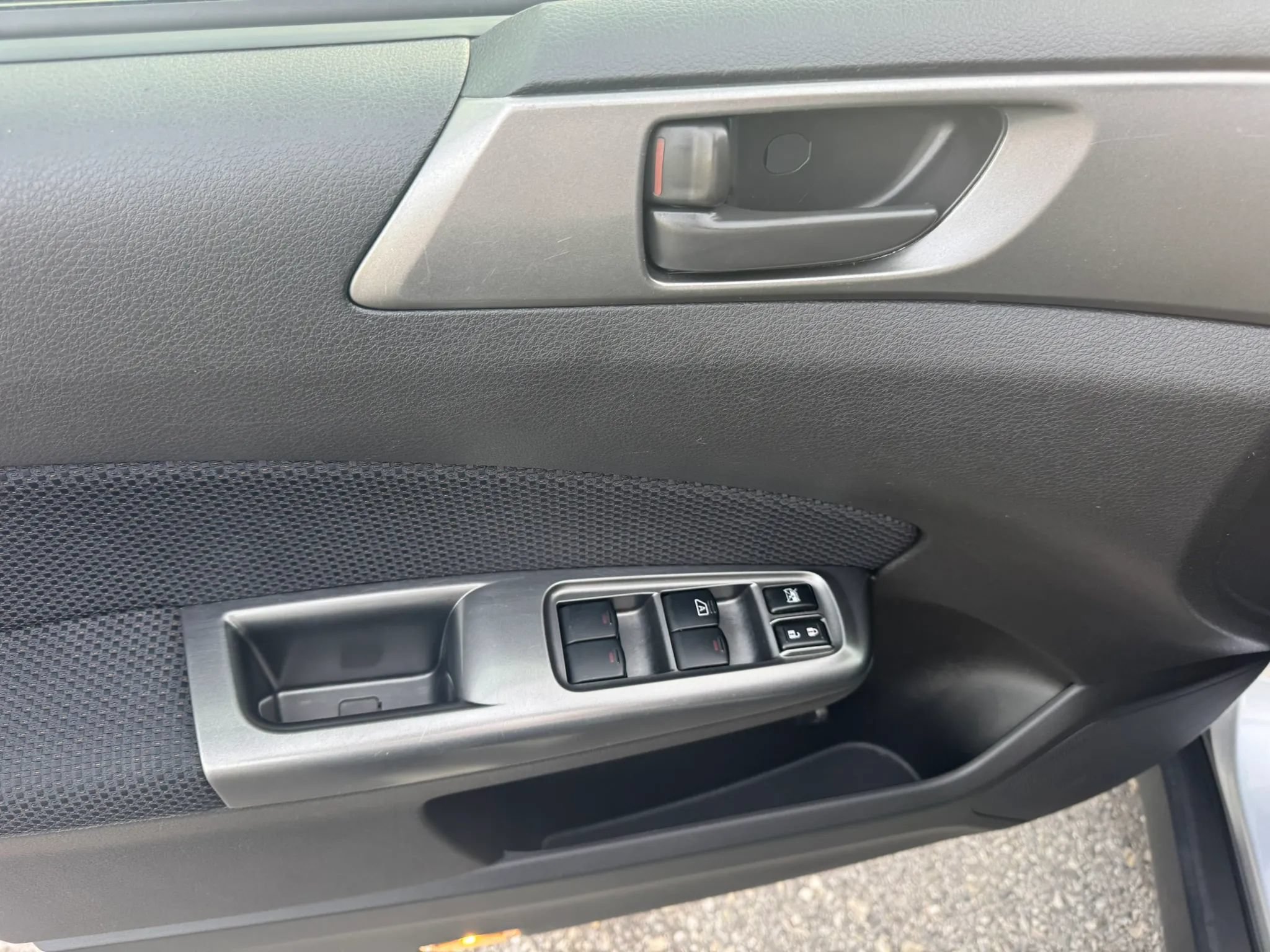 Used 2012 Subaru Forester 2.5X AWD/4WD image 24