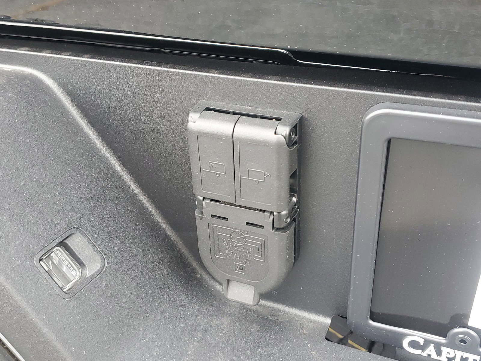 New 2025 GMC Sierra 2500 Denali image 8