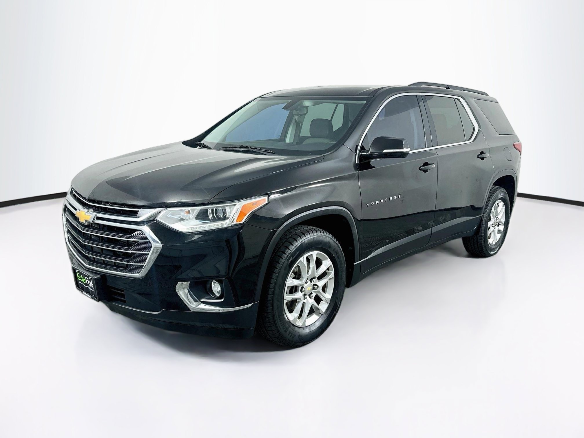 Used 2019 Chevrolet Traverse LT FWD image 3