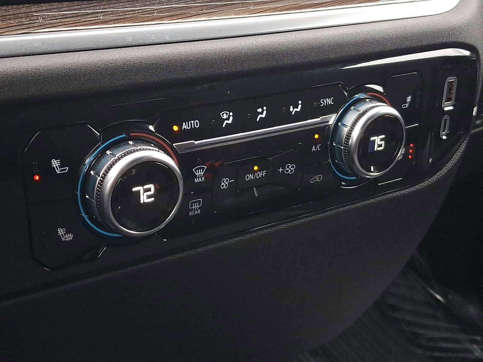 Certified 2026 GMC Sierra 1500 Elevation image 17