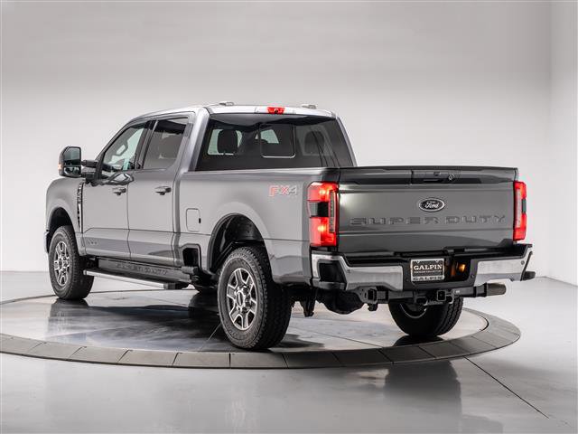 Used 2023 Ford F250 Lariat w/ Tow Technology Package image 3